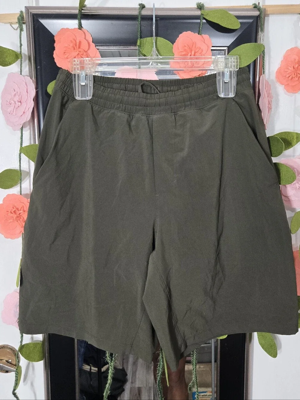 Lululemon Pace Breaker Men's Green Sz M Running Shorts Lined